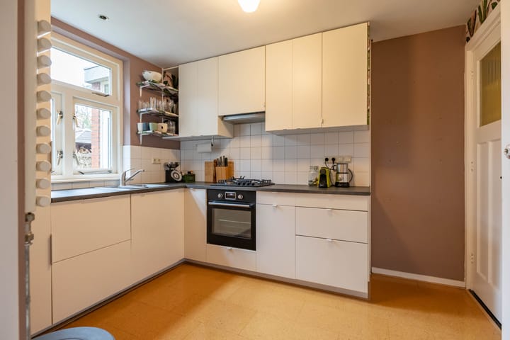 Foto 23 van Molukkenstraat 40