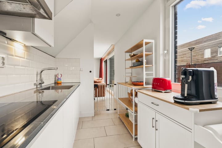 Photo 8 of De Muy 161