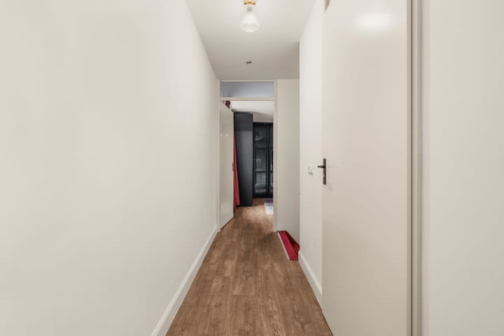 Photo 13 of De Muy 161