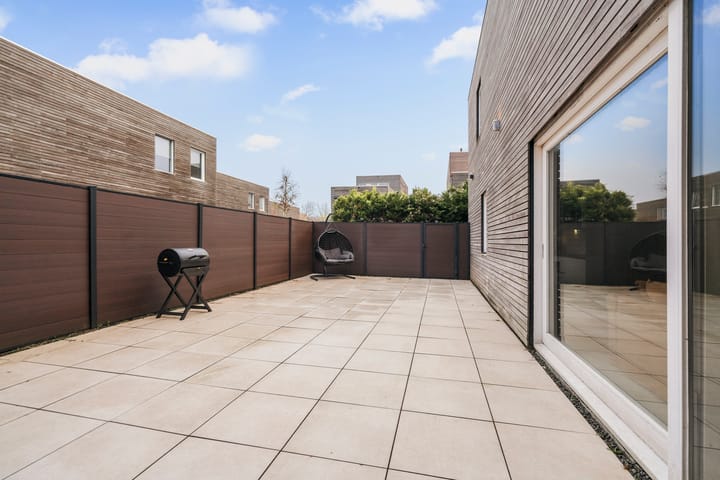 Photo 27 of De Muy 161