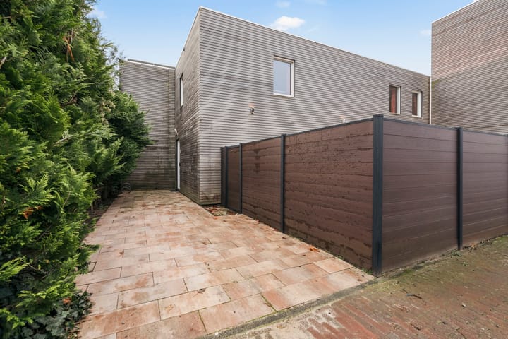 Photo 30 of De Muy 161