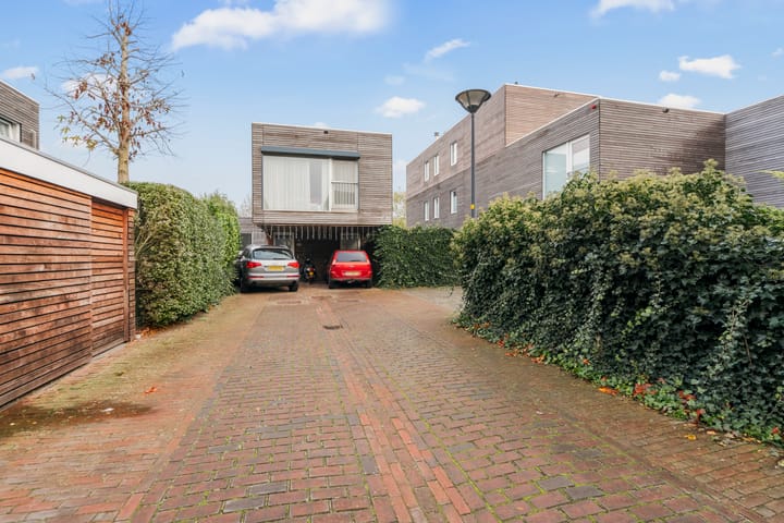 Photo 33 of De Muy 161