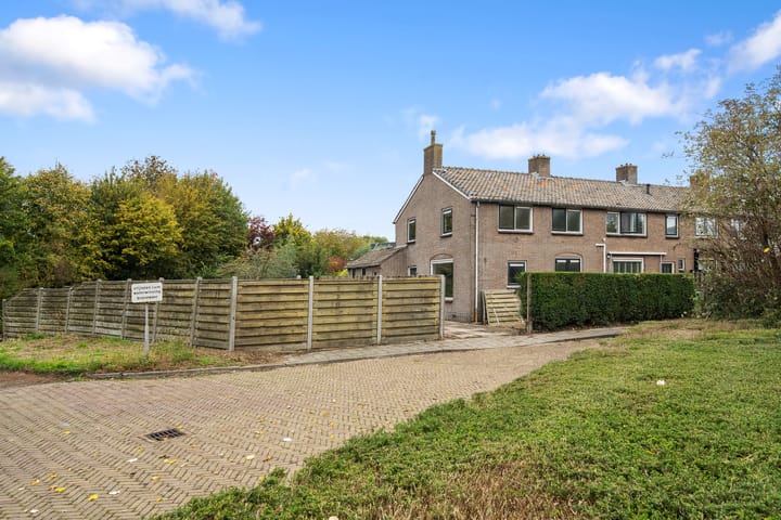 Foto 3 van Kerkplein 6