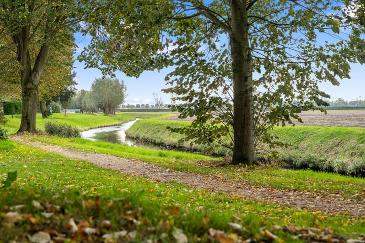 Foto 37 van Kerkplein 6