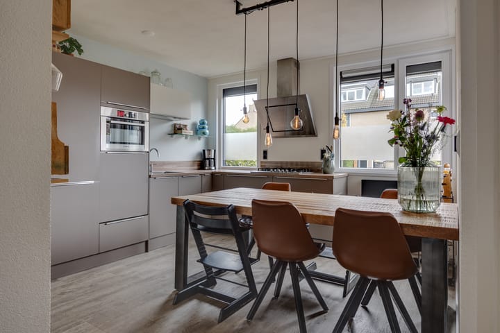 Photo 8 of Rosmolenstraat 63