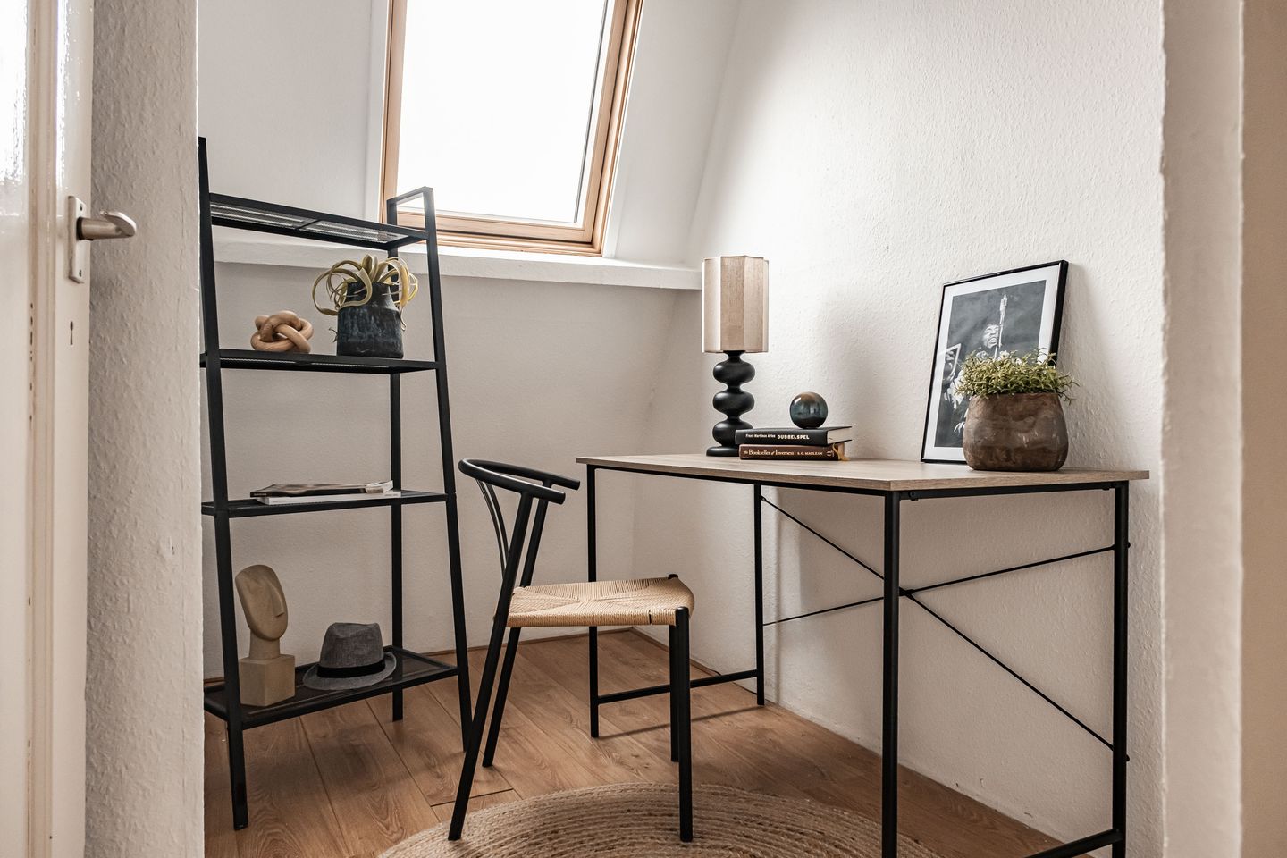 Photo 25 of Valkestraat 7