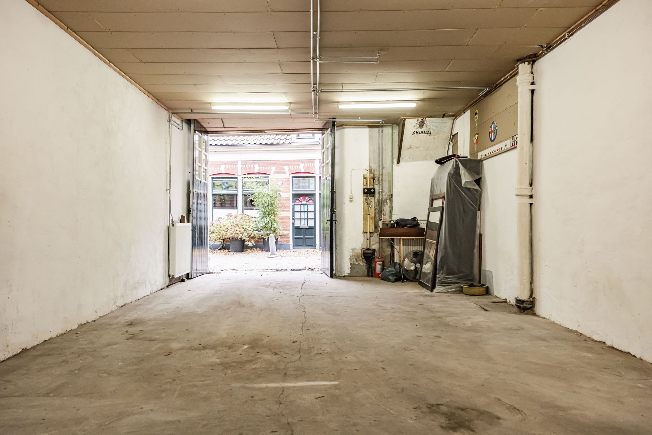 Photo 33 of Valkestraat 7