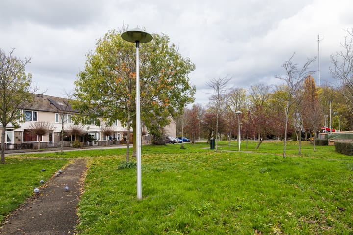 Foto 37 van Wijnbesplantsoen 9