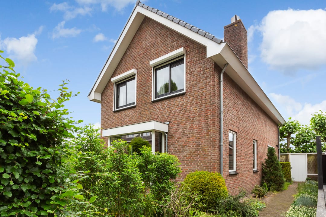 Photo 1 of Dorpsstraat 152