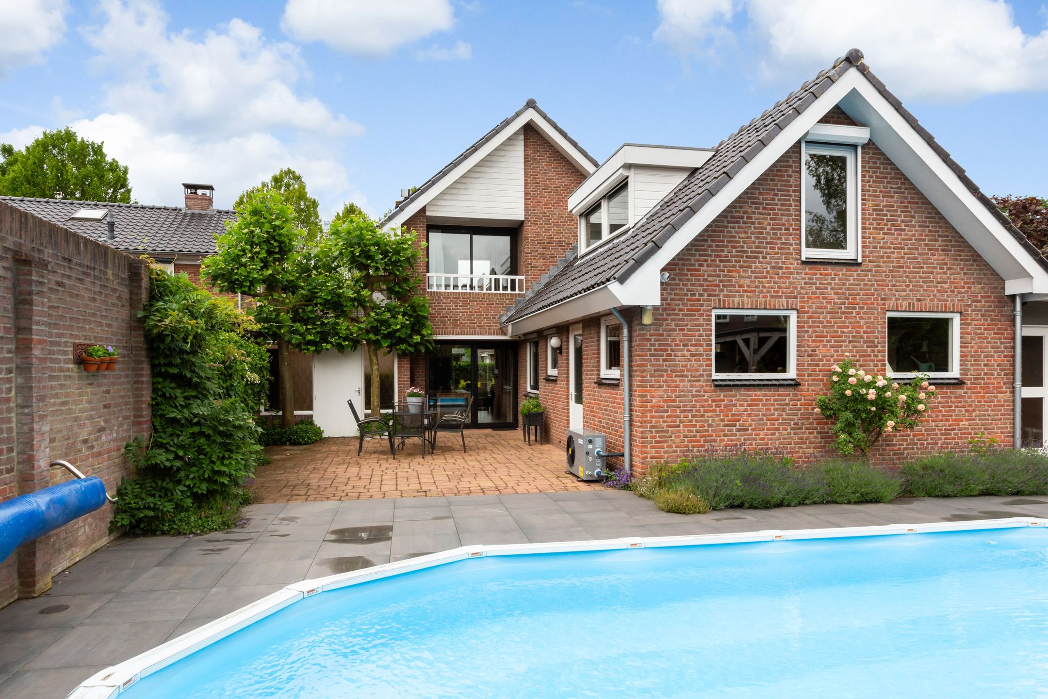 Photo 3 of Dorpsstraat 152
