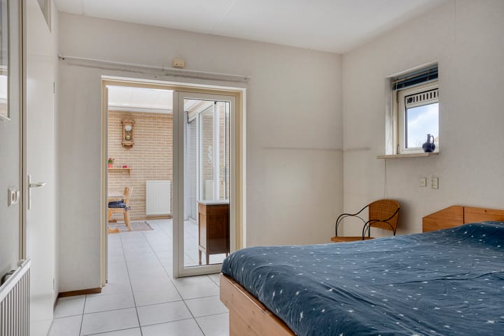 Photo 27 of Tormentil 40