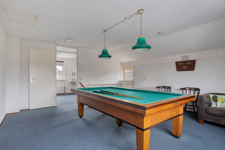 Photo 29 of Tormentil 40