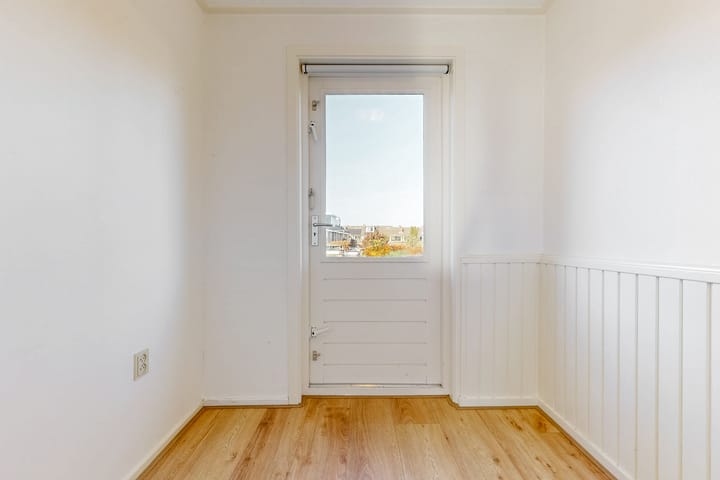 Photo 19 of Tulpstraat 12