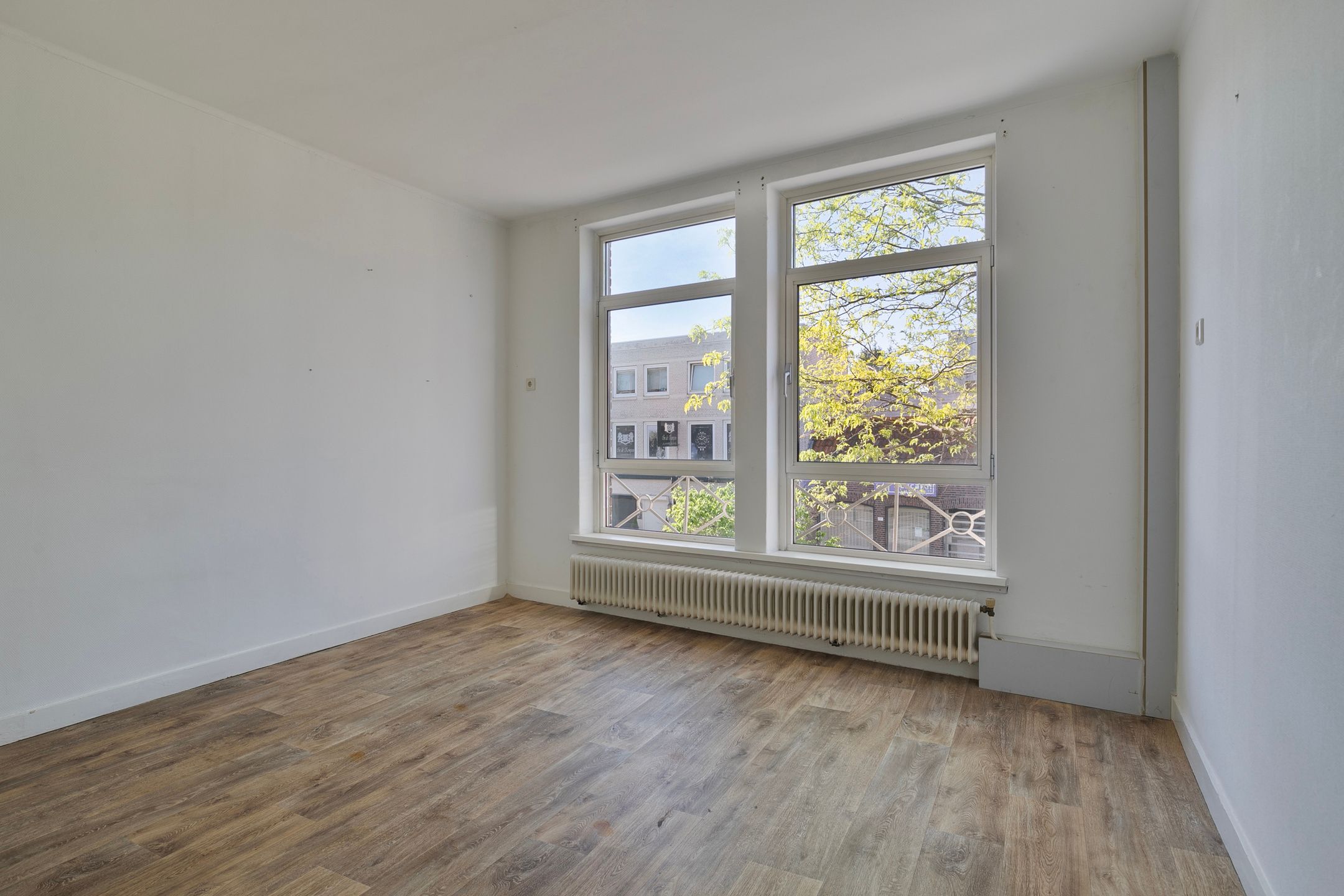 Photo 15 of Aambeeld 5