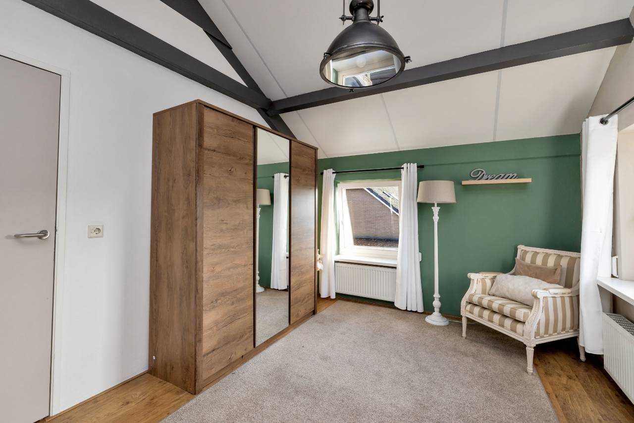 Foto 35 van Oosterstraat 42