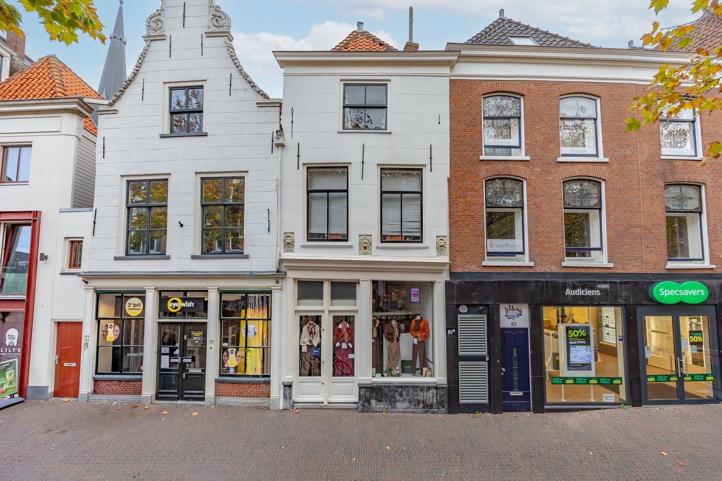 Bekijk foto 1 van Brabantse Turfmarkt 84