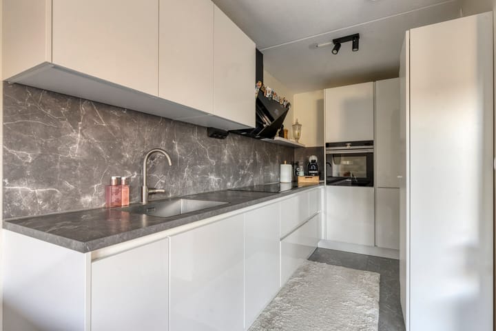 Photo 3 of Zevenblad 26