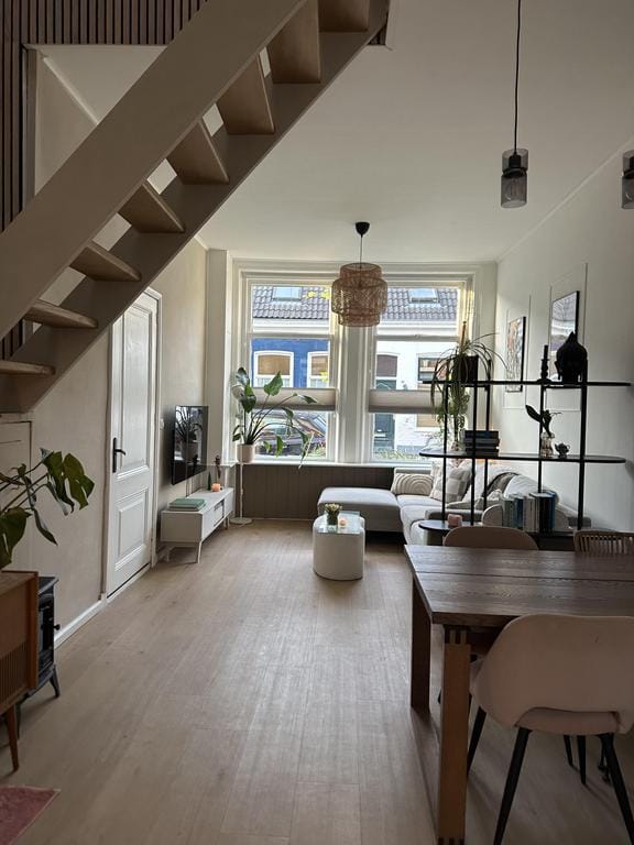 Photo 12 of Martenstraat 33