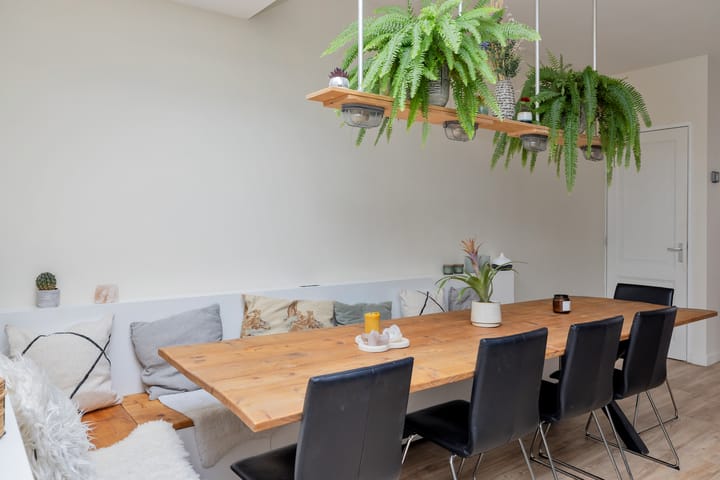 Photo 7 of Waldeck Pyrmontstraat 42