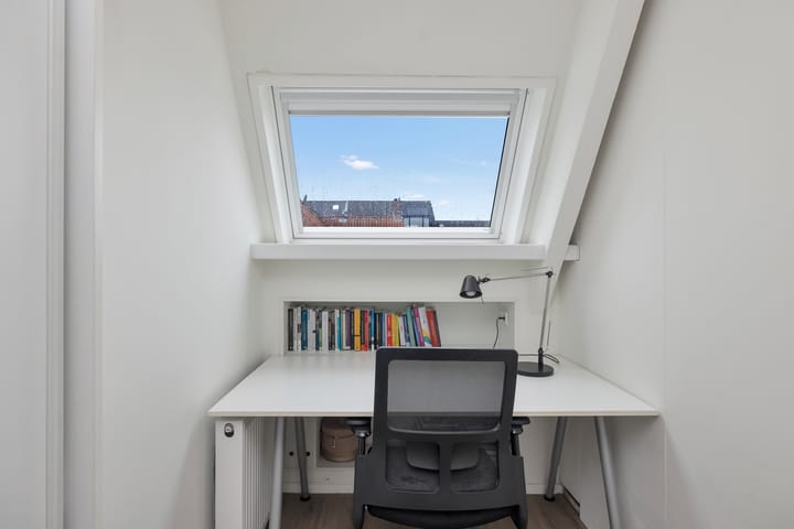 Photo 10 of Waldeck Pyrmontstraat 42