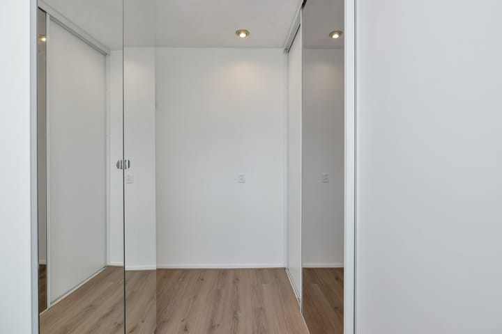 Photo 12 of Waldeck Pyrmontstraat 42