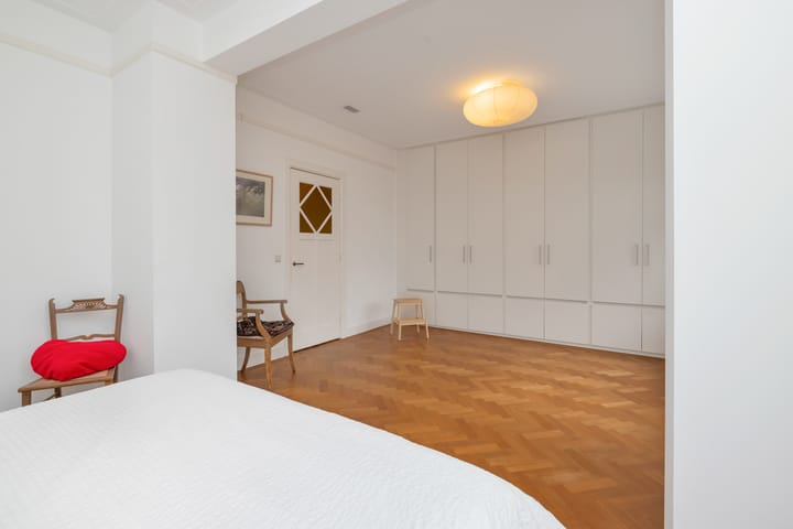 Foto 20 van Lucas van Leijdenlaan 15