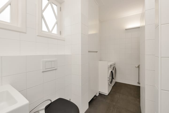 Foto 22 van Lucas van Leijdenlaan 15