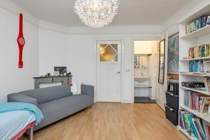 Foto 25 van Lucas van Leijdenlaan 15