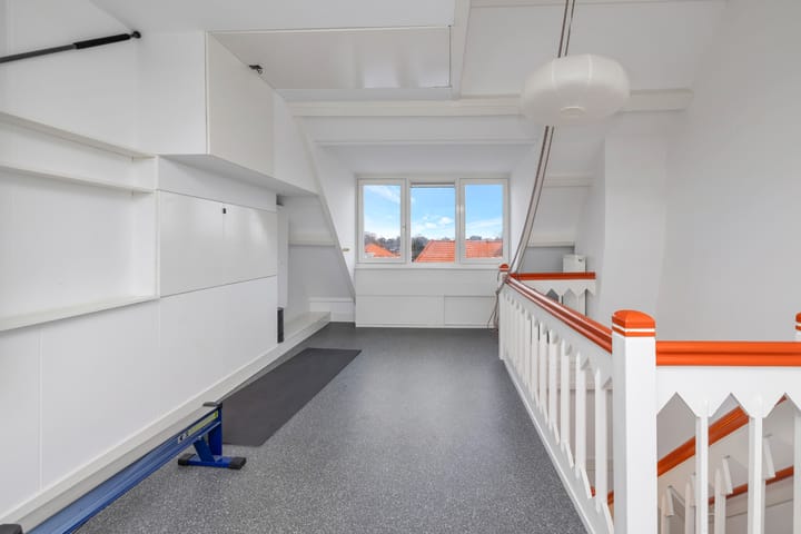 Foto 28 van Lucas van Leijdenlaan 15