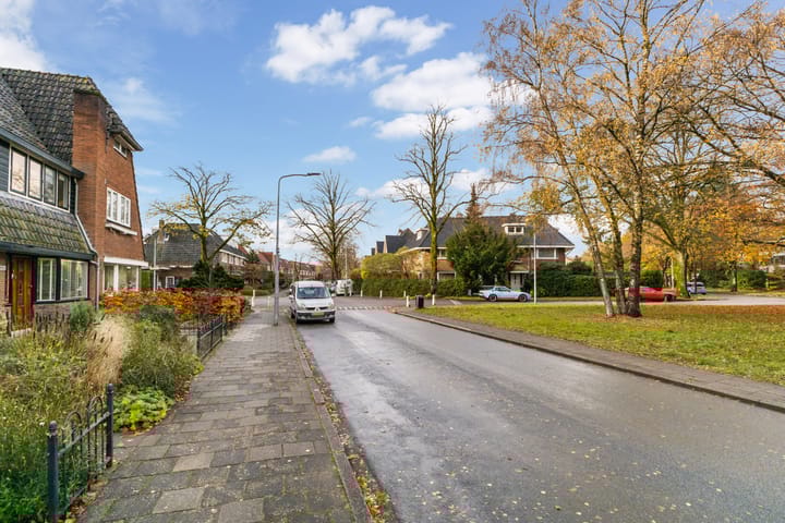 Photo 2 of Nepveulaan 104