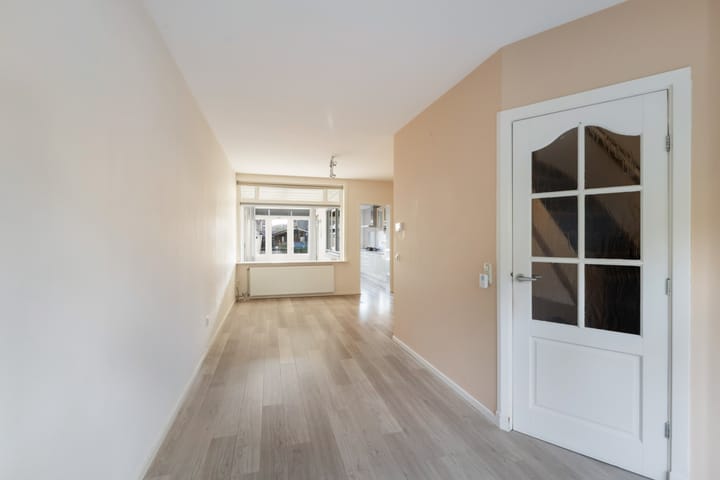 Photo 6 of Nepveulaan 104