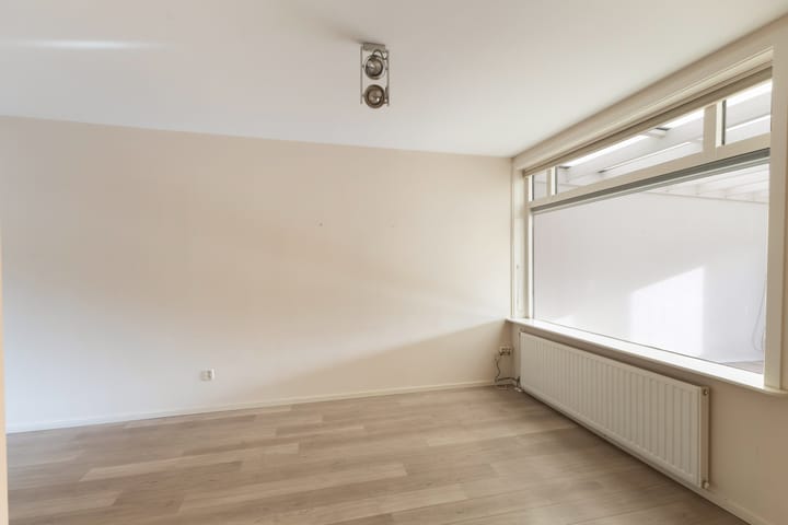 Photo 9 of Nepveulaan 104