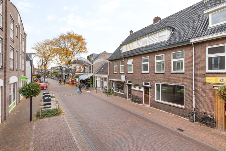 Photo 3 of Vechtstraat 55