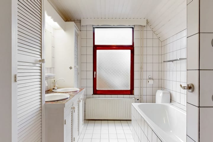 Photo 19 of Raadhuisplein 2