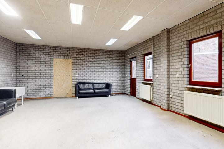 Photo 28 of Raadhuisplein 2