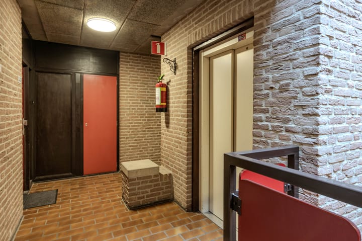 Photo 8 of Vlinderveen 2406