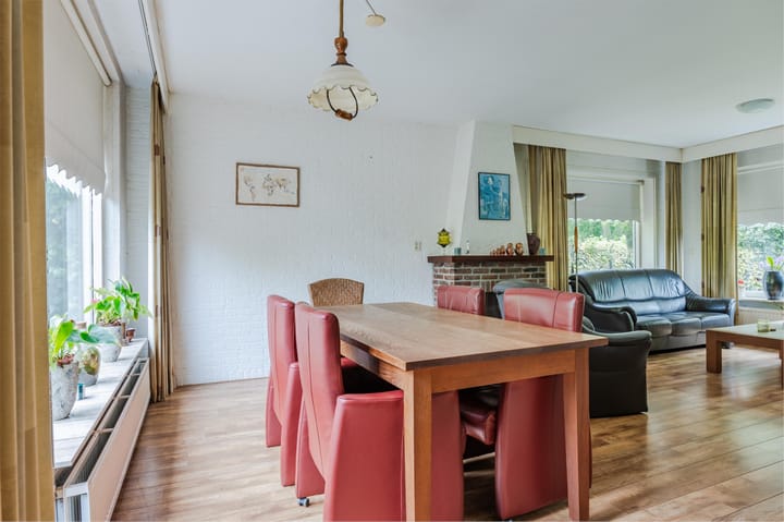 Foto 8 van Casimirstrjitte 14