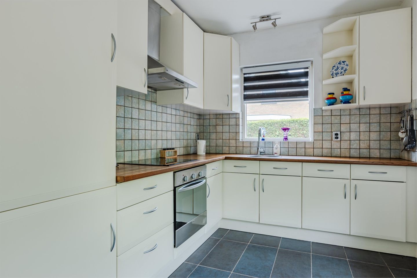 Foto 10 van Casimirstrjitte 14