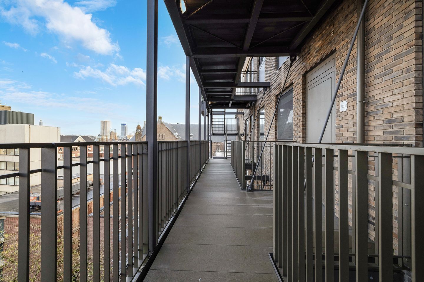 Photo 5 of Mathenesserlaan 323-M