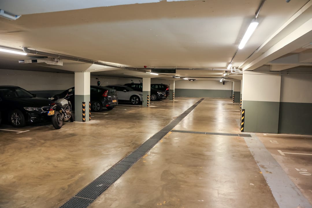 Photo 31 of Mathenesserlaan 323-M