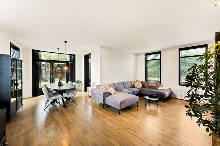 Foto 8 van Hoofdplaatseweg 4