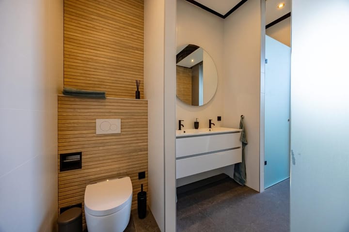 Foto 42 van Baron van Keverbergweg 5