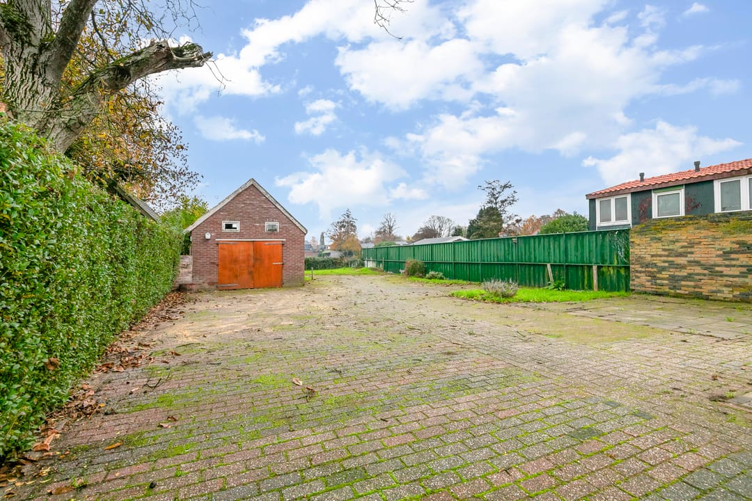 Photo 22 of Prins Bernhardstraat 15