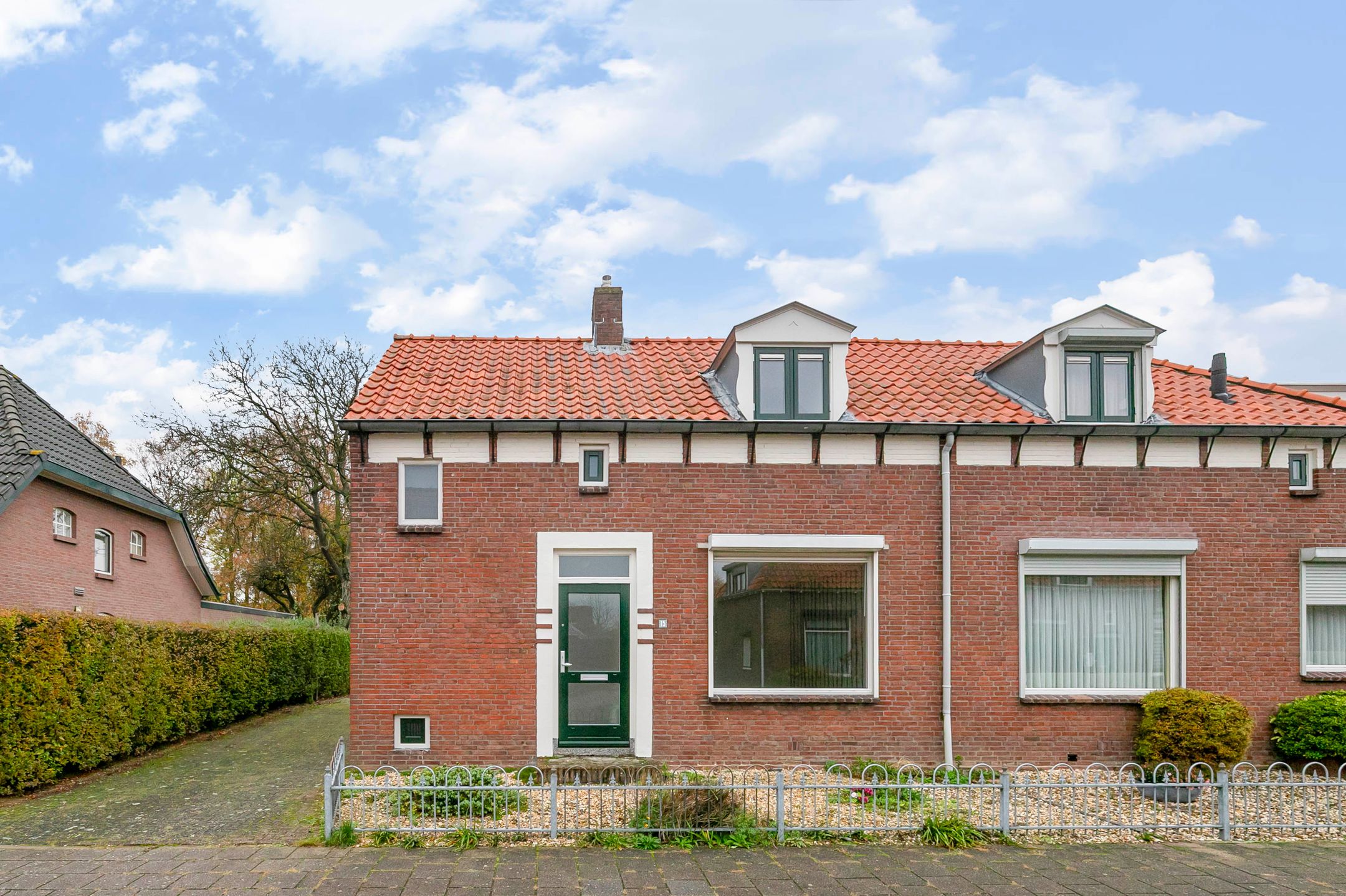 Photo 24 of Prins Bernhardstraat 15