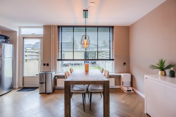 Foto 14 van Grevenbichtstraat 66