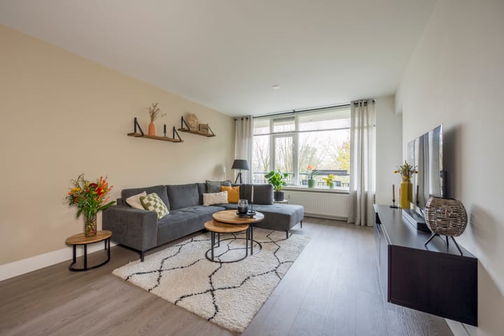 Foto 2 van Van Oldenbarneveltstraat 523