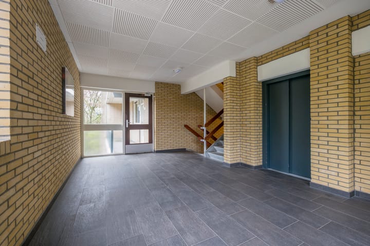 Foto 8 van Van Oldenbarneveltstraat 523