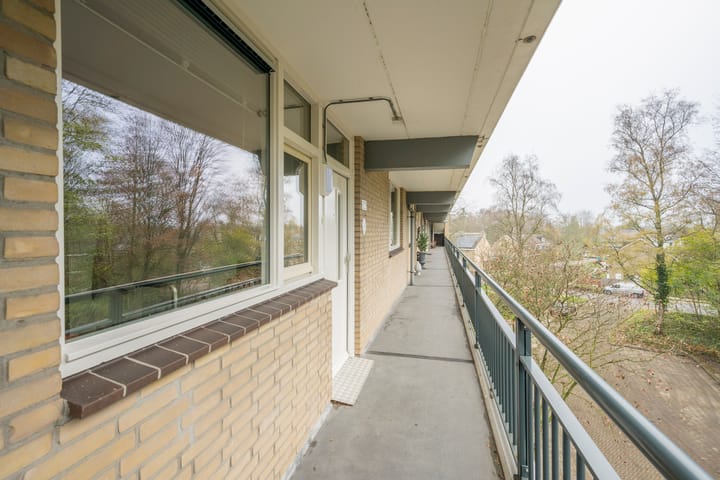 Foto 10 van Van Oldenbarneveltstraat 523