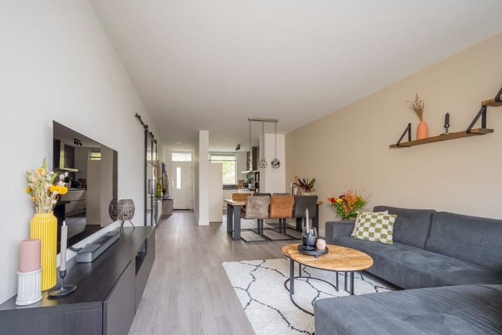 Foto 16 van Van Oldenbarneveltstraat 523