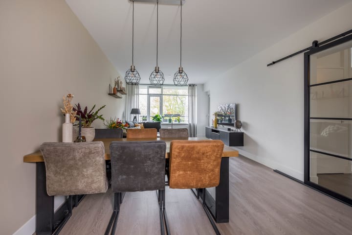 Foto 23 van Van Oldenbarneveltstraat 523